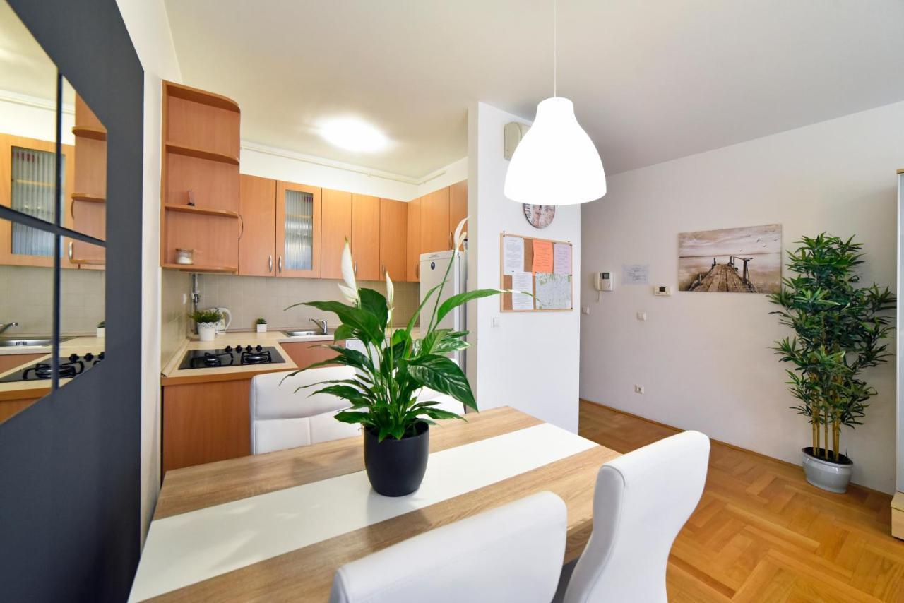 Apartment Stadium ซาเกร็บ ภายนอก รูปภาพ