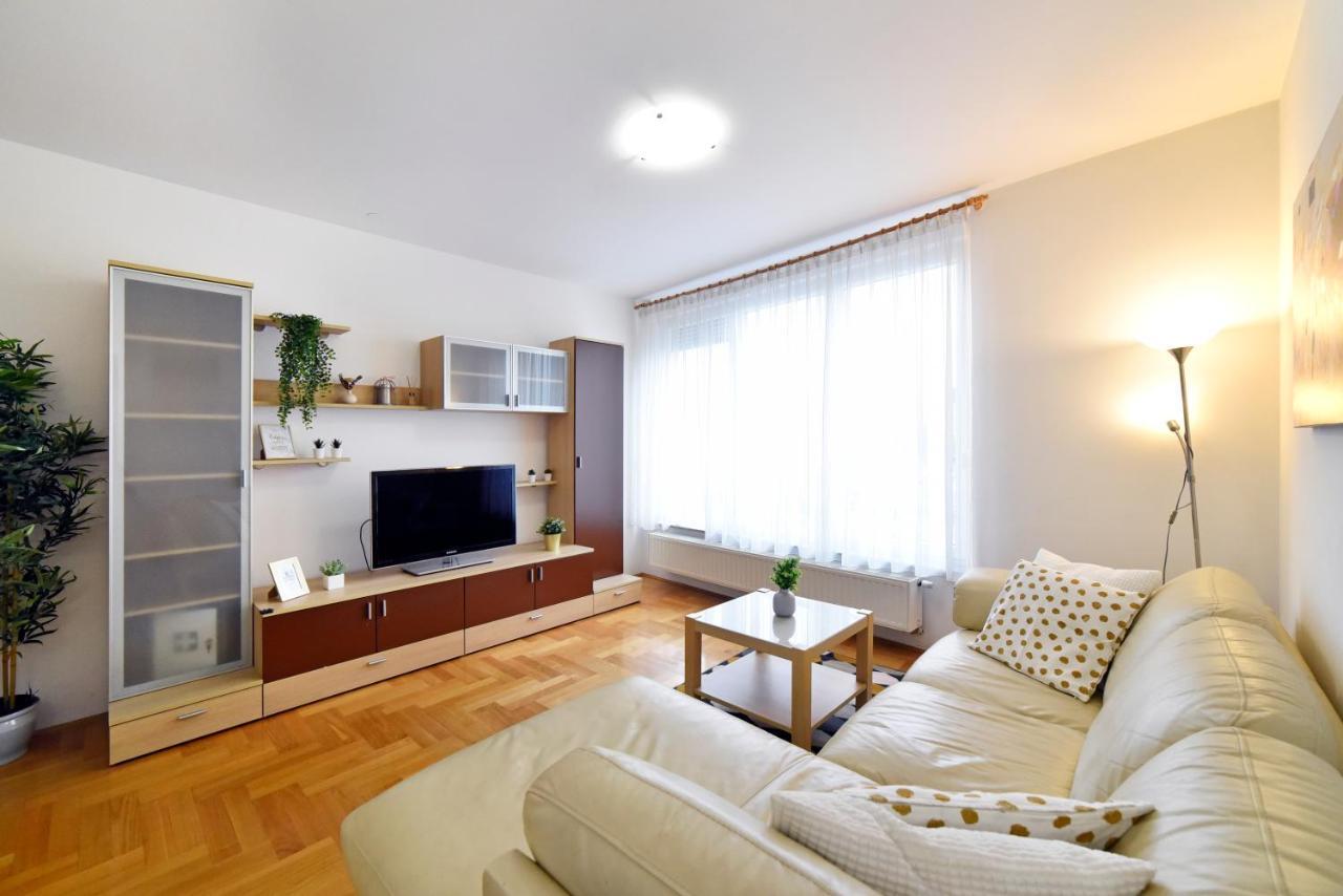 Apartment Stadium ซาเกร็บ ภายนอก รูปภาพ
