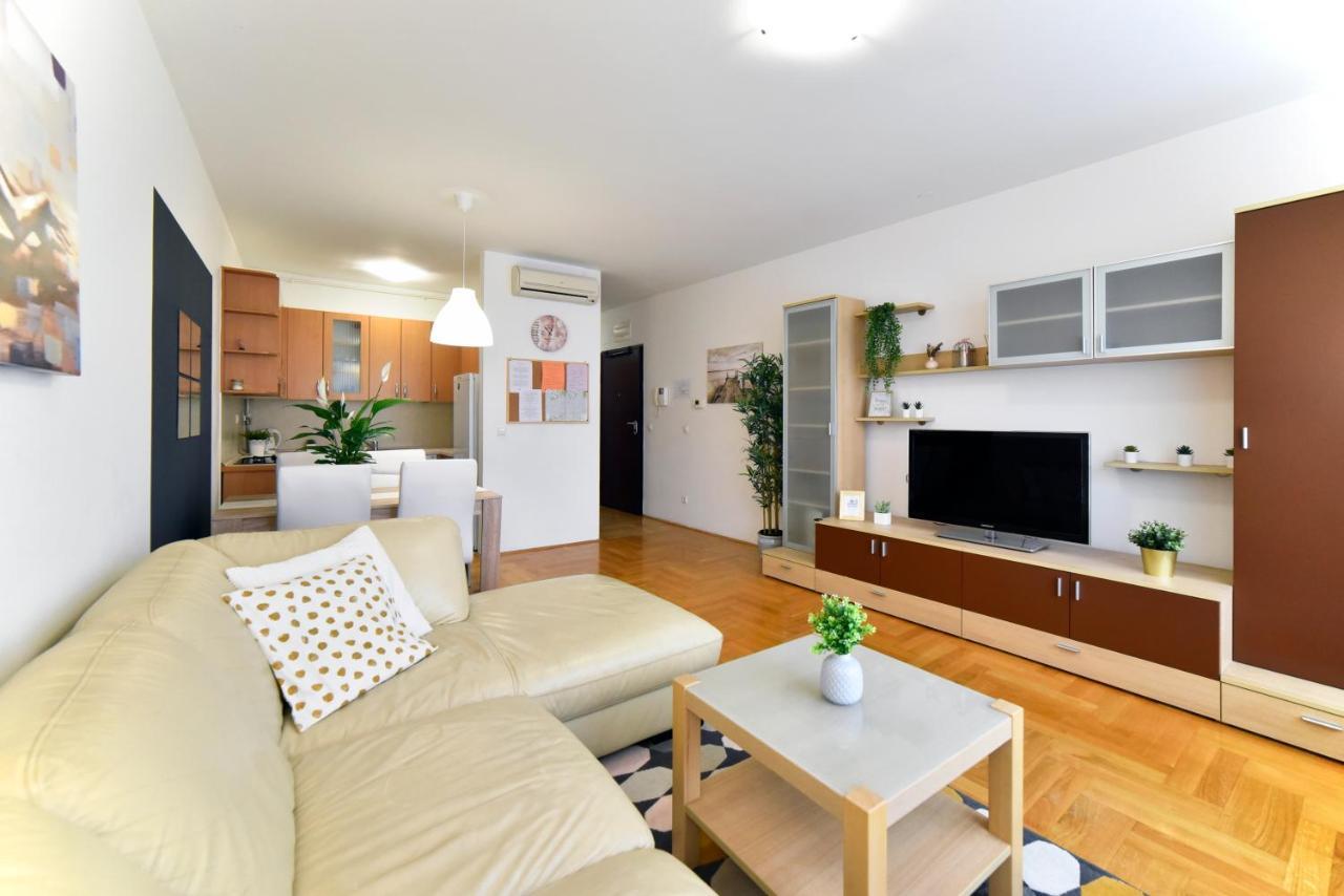 Apartment Stadium ซาเกร็บ ภายนอก รูปภาพ